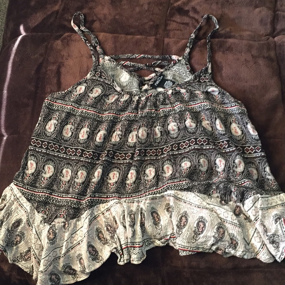 Size large tank top